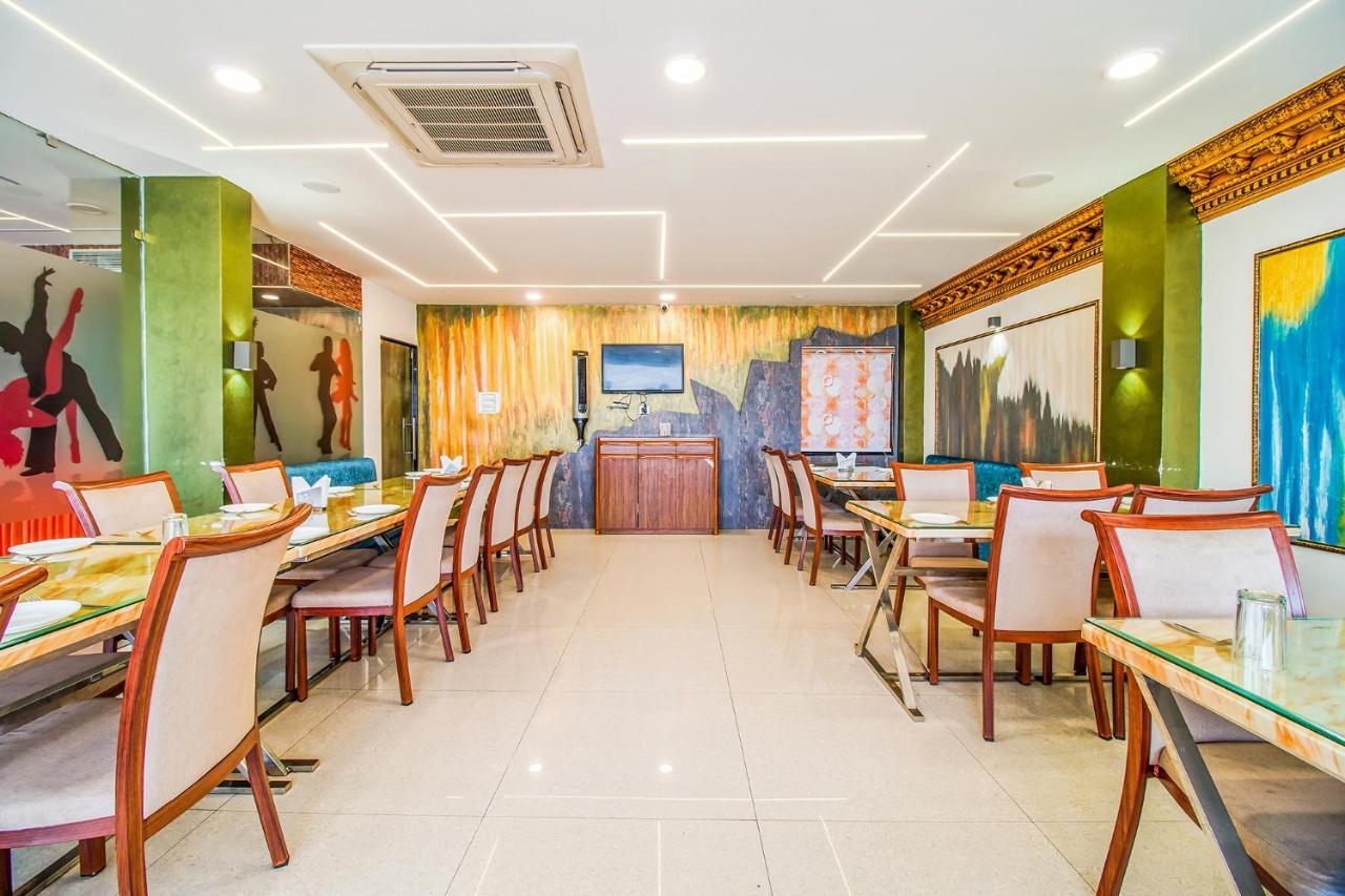 Fabhotel Eleven Heights Bhopal Exteriör bild